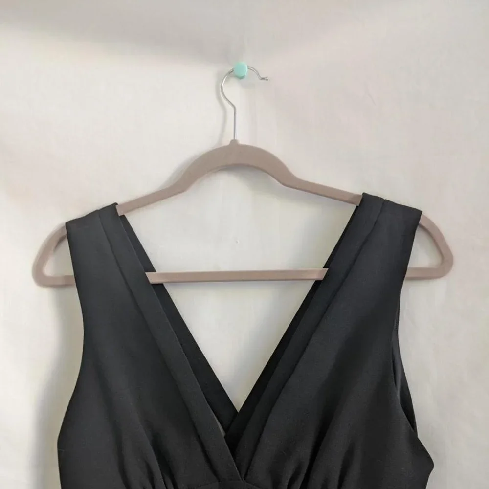 BCBGeneration | Black Sleeveless with Band Detail Cocktail Dress - Picture 4 of 9